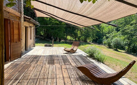 La Baluna: Holz, Schatten, Gartenmöbel, Hartholz, Deck, Holzbeize, Planke, Natürliches Material, Outdoor Struktur, Hinterhof