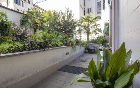 Nolo Garden Loft: Wohnung, Die Architektur, Wohngebiet, Eigentumswohnung, Verbundwerkstoff, Urban Design, Balkon, Mischnutzung, Schatten