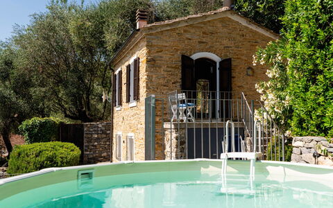 Casetta Pantasina: Schwimmbad, Gartenmöbel, Resort, Estate, Eco Hotel, Hinterhof, Hütte, Garten, Stuhl, Garten