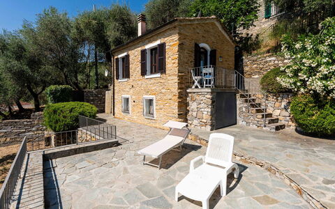 Casetta Pantasina: Zuhause, Haus, Tür, Hütte, Estate, Flagstone, Steinwand, Veranda, Villa, Garten