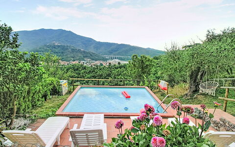 Cà Olivella: Möbel, Küche & Esszimmer Tisch, Stuhl, Fussboden, Meer, Balkon, Ozean, Resort, Eco Hotel, Esszimmer