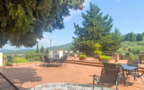 La Camporena: Möbel, Küche & Esszimmer Tisch, Stuhl, Fussboden, Meer, Balkon, Ozean, Resort, Eco Hotel, Esszimmer
