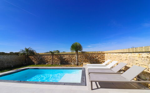 Villa Ginevra Luxury Otranto: Blau, Schwimmbad, Resort, Verbundwerkstoff, Gartenmöbel, Villa, Hotel, Eco Hotel, Fliese, Ferienort