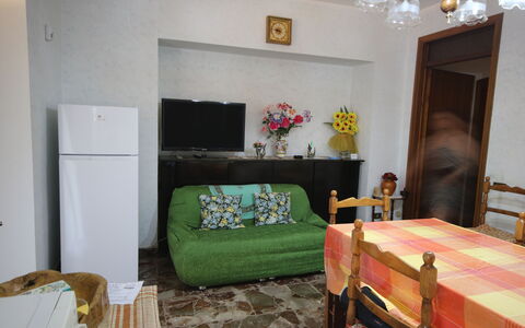 Il Paradiso tra Gli Ulivi: Möbel, Interior Design, Flooring, Fussboden, Holz, Zimmer, Tabelle, Beleuchtung, Wohnzimmer, Decke