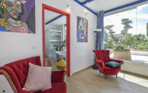 Villa Didymos: Interior Design, Möbel, Flooring, Fussboden, Zuhause, Wohnung, Zimmer, Stuhl, Decke, Wohnzimmer
