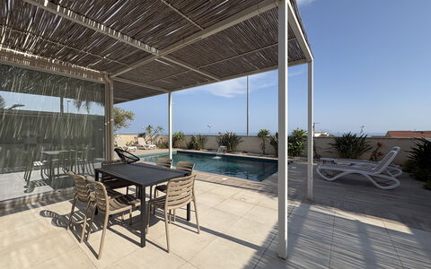 A Casa di Gio: Möbel, Gartenmöbel, Stuhl, Fussboden, Schatten, Verbundwerkstoff, Resort, Eco Hotel, Schwimmbad, Outdoor Struktur