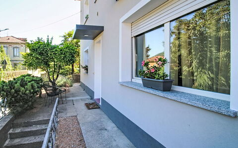 Boscolago: Die Architektur, Zuhause, Beton, Schatten, Fensterabdeckung, Formen, Design, Balkon, Zimmerpflanze, Farbe