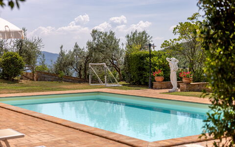 Villa Daluma, Private Pool in Todi: Schwimmbad, Resort, Hazienda, Eco Hotel, Estate, Villa, Gartenmöbel, Bauernhaus, Garten, Schatten