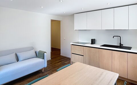 Ca' Alma Dolomia: Möbel, Interior Design, Flooring, Fussboden, Holz, Countertop, Decke, Küche, Cabinetry, Zimmer