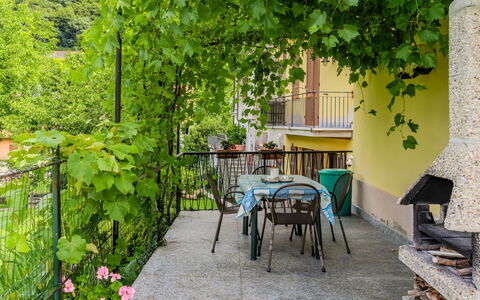 Casa Iolanda: Möbel, Stuhl, Gartenmöbel, Tabelle, Tisch Im Freien, Schatten, Hinterhof, Küche & Esszimmer Tisch, Garten, Garten