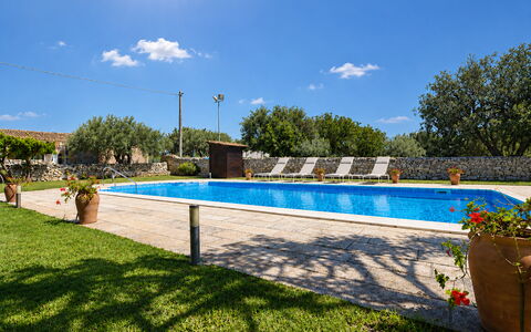 La Muraglia: Schwimmbad, Hazienda, Schatten, Estate, Eco Hotel, Resort, Landscaping, Hof, Villa, Hotel