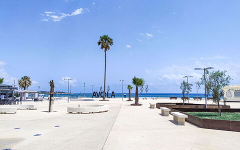Dimora Avola Centro: Meer, Strand, Küste, Schatten, Ufer, Walkway, Ozean, Strassenlicht