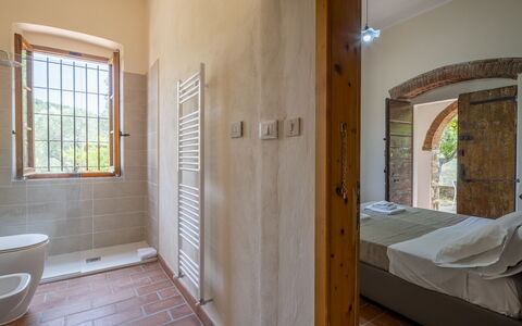 Casale delle Lupe, Campiglia Marittima: Wand, Decke, Zimmer, Backstein, Holzbeize, Hartholz, Gips