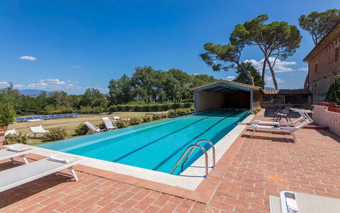 Antica Villa Merelli 12: Schwimmbad, Hazienda, Estate, Resort, Villa, Eco Hotel, Hotel, Water Feature, Ferienort