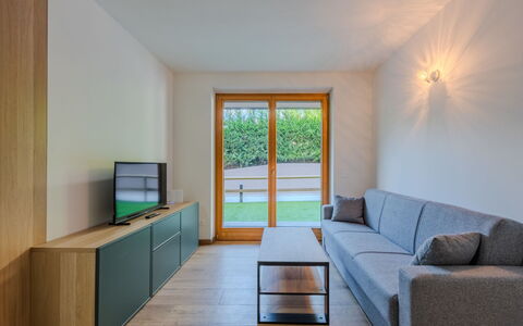 La Corona: Flooring, Holz, Interior Design, Fussboden, Holzboden, Wohnzimmer, Couch, Zimmer, Hartholz