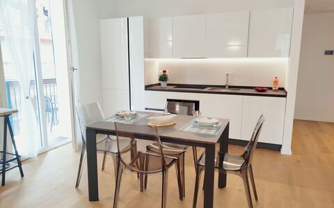 Lola Home - Levanto: Möbel, Interior Design, Flooring, Holz, Fussboden, Küche, Küche & Esszimmer Tisch, Tabelle, Countertop, Stuhl