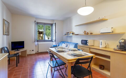 Ai Pascoli: Interior Design, Zuhause, Zimmer, Wohnung, Decke, Bilderrahmen, Hotel, Lampe