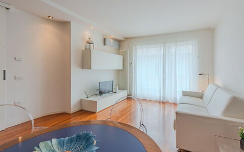 Caminito: Interior Design, Flooring, Möbel, Fussboden, Wand, Decke, Holz, Zimmer, Zuhause, Wohnzimmer