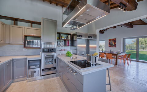 La Calcinaia Country House, Bucine: Küche, Küchengerät, Countertop, Interior Design, Möbel, Major Appliance, Cabinetry, Flooring, Haushaltsgerät, Decke