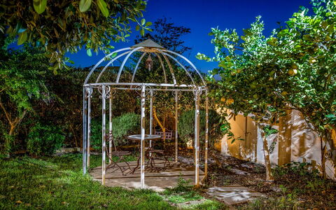 Casale Domè 14+2: Garten, Metall, Schatten, Outdoor Struktur, Landscaping, Gazebo, Park, Pavillon, Botanischer Garten, Tor