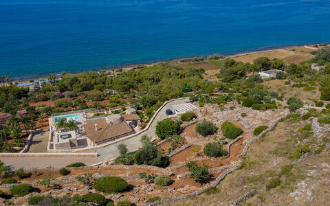 Tenuta Scialandre 10: Landschaft, Küste, Küsten Und Ozeanische Forms, Meer, Estate, Luftaufnahmen, Resort, Ufer, Ozean, Tropen