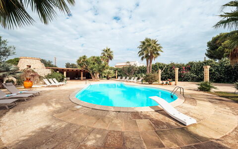 Villa Manco 12: Baum, Resort, Schwimmbad, Schatten, Eco Hotel, Hazienda, Estate, Landscaping, Freizeit