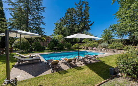 Casa Ciculino 8: Schwimmbad, Gartenmöbel, Resort, Sonnenliege, Möbel, Garten, Schatten, Eco Hotel, Estate, Regenschirm
