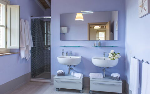 Rosa dei Venti 8: Badezimmer, Armatur, Bad Sink, Interior Design, Sinken, Zapfhahn, Flooring, Möbel, Installation, Fussboden