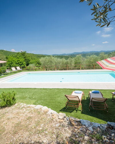 Villa la Poiana 10: Bergforms, Hügel, Berg, Schwimmbad, Gebirge, Bergstation, Eco Hotel, Gartenmöbel, Resort, Estate