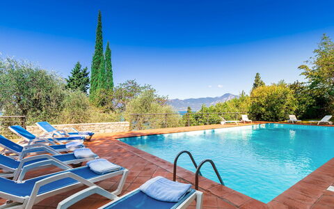 Corazza 6+1: Blau, Schwimmbad, Bergstation, Eco Hotel, Gebirge, Resort, Grat, Lärche, Ferienort