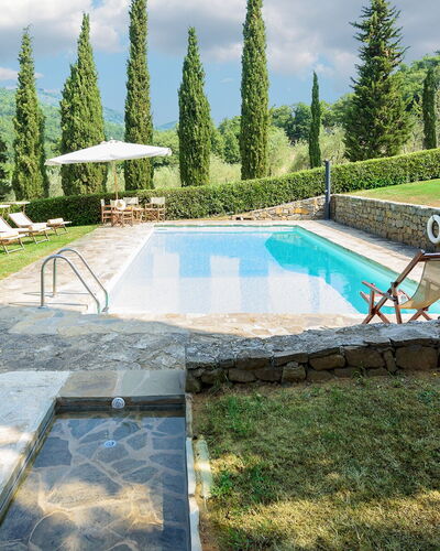 Crognole 6: Schwimmbad, Garten, Landscaping, Flagstone, Freizeit, Eco Hotel, Gartenmöbel, Resort, Immergrün