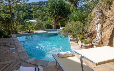 Villa Agave 8: Schwimmbad, Wasser, Gartenmöbel, Resort, Möbel, Sonnenliege, Eco Hotel, Thermae, Water Feature, Freizeit