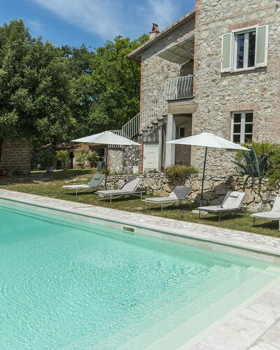 Villa la Corte 6: Haus, Hütte, Estate, Bauernhaus, Villa, Schwimmbad, Hinterhof, Landscaping, Flagstone, Garten