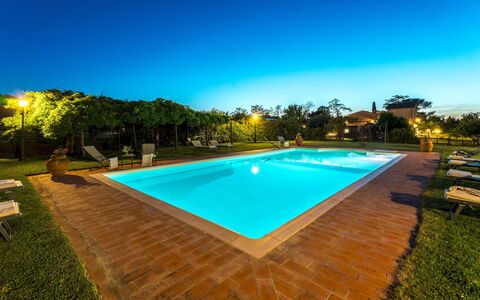 Nonno Fernando 14: Blau, Schwimmbad, Resort, Eco Hotel, Hazienda, Estate, Garten, Landscaping, Nacht, Villa