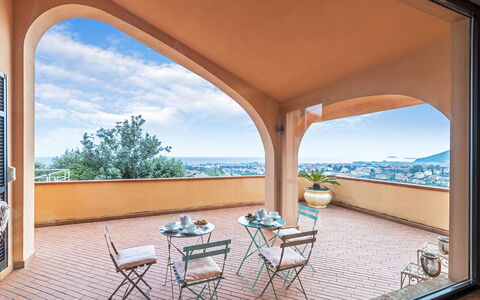 Villa Elda 6: Interior Design, Decke, Flooring, Fussboden, Wohnung, Balkon, Holzbeize, Resort, Lack, Eco Hotel