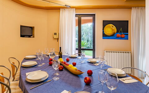 Villa Elda 6: Interior Design, Möbel, Decke, Zuhause, Beleuchtung, Zimmer, Tabelle, Flooring, Fussboden, Esszimmer