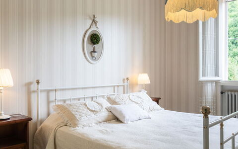 La Villa Dina 10: Interior Design, Schlafzimmer, Bett, Bedding, Möbel, Bettdecke, Holz, Linens, Textil, Flooring