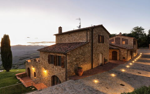 La Vecchia Fonte 15: Die Architektur, Landschaft, Nacht, Dorf, Estate, Dämmerung, Kamin, Abend, Bauernhaus, Villa