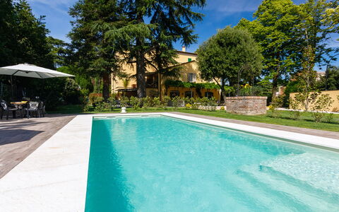 La Casa di Nanì 8: Schwimmbad, Resort, Eco Hotel, Gartenmöbel, Schatten, Thermae, Estate, Hazienda, Landscaping, Garten