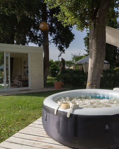 La Casa di Nanì 8: Gartenmöbel, Garten, Hinterhof, Freizeit, Schwimmbad, Schatten, Landscaping, Badewanne, Garten