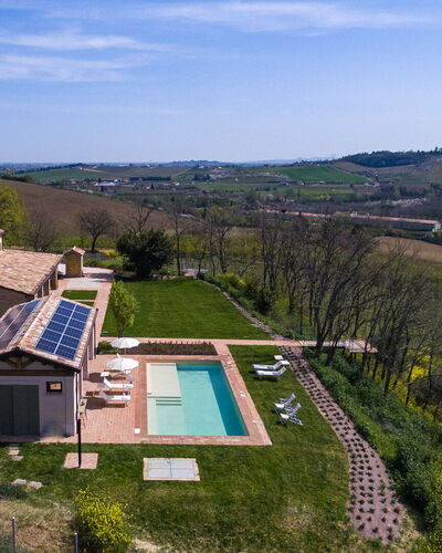 Ca' Pellicciano 8: Schwimmbad, Haus, Zuhause, Estate, Hütte, Resort, Bauernhaus, Villa, Hinterhof, Eco Hotel