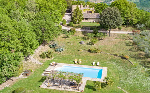 La Cerqua 8: Landschaft, Ländliches Gebiet, Estate, Garten, Hütte, Bauernhaus, Landscaping, Villa, Plantage, Hazienda