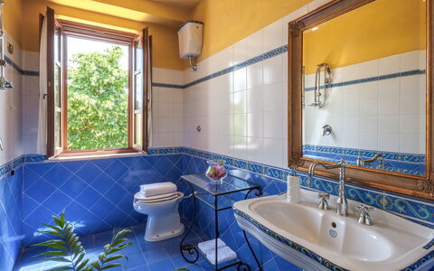 Tenuta Astolfi 12+3: Armatur, Interior Design, Flooring, Zapfhahn, Fussboden, Sinken, Fliese, Installation, Badezimmer, Bad Sink