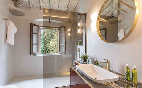 Tenuta Sagherina 8: Wand, Interior Design, Flooring, Armatur, Beleuchtung, Badezimmer, Decke, Fussboden, Light Fixture, Installation