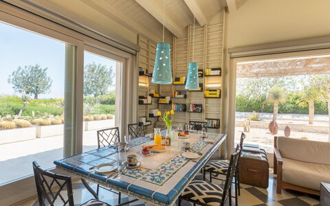Villa Majoli 9: Möbel, Stuhl, Tabelle, Küche & Esszimmer Tisch, Zuhause, Schatten, Gartenmöbel, Estate, Tisch Im Freien, Garten