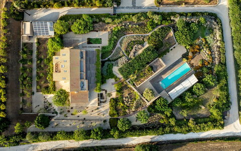Villa Majoli 9: Wohngebiet, Landschaft, Urban Design, Garten, Landscaping, Vogelperspektive, Vorort, Estate, Design, Schwimmbad