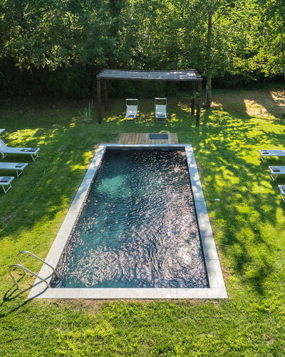 Casale dei Tigli 8: Schwimmbad, Garten, Rasen, Landscaping, Hinterhof, Gartenmöbel, Park, Water Feature, Schatten, Garten