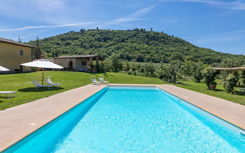 Podere Pratovecchio 14+2: Schwimmbad, Estate, Bauernhaus, Villa, Eco Hotel, Hazienda, Resort, Hotel