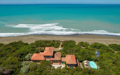 Villa Corallina 12: Blau, Küsten Und Ozeanische Forms, Meer, Küste, Ozean, Ufer, Eco Hotel, Tropen, Estate, Strand