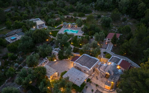 Pigreco 6+2: Landschaft, Resort, Estate, Schwimmbad, Landscaping, Eco Hotel, Hazienda, Dorf, Luftaufnahmen, Hotel
